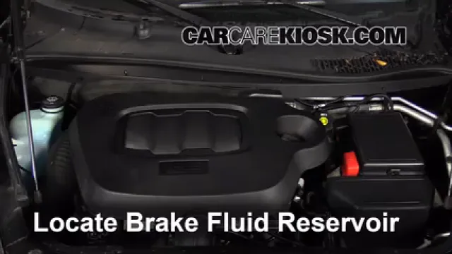 2009 Chevrolet HHR LS 2.2L 4 Cyl. FlexFuel Liquide de frein Ajouter du liquide